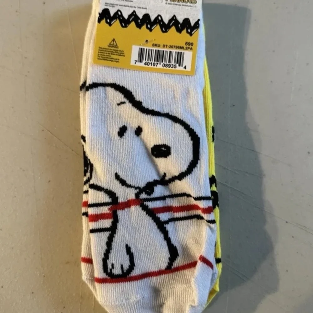 Peanuts bright socks